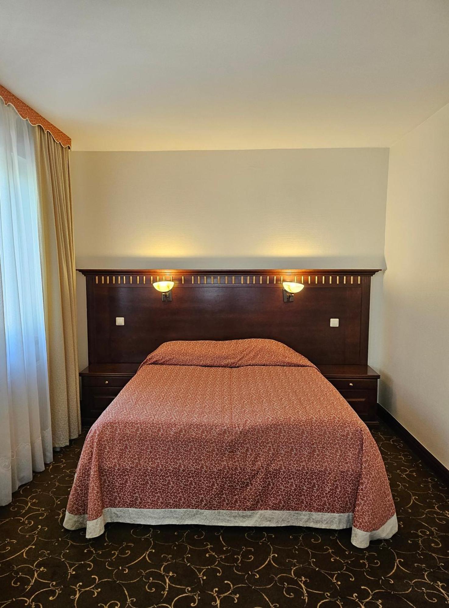 Guest House & Villa Astoma Palanga Kültér fotó