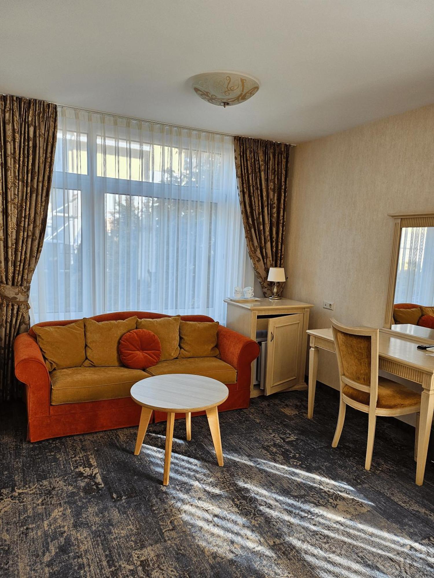 Guest House & Villa Astoma Palanga Kültér fotó